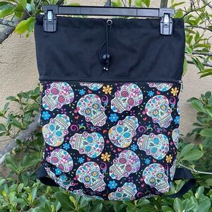 Trimitive Black dia de los Muertos (Day of the Dead) Skull Theme Backpack EUC!